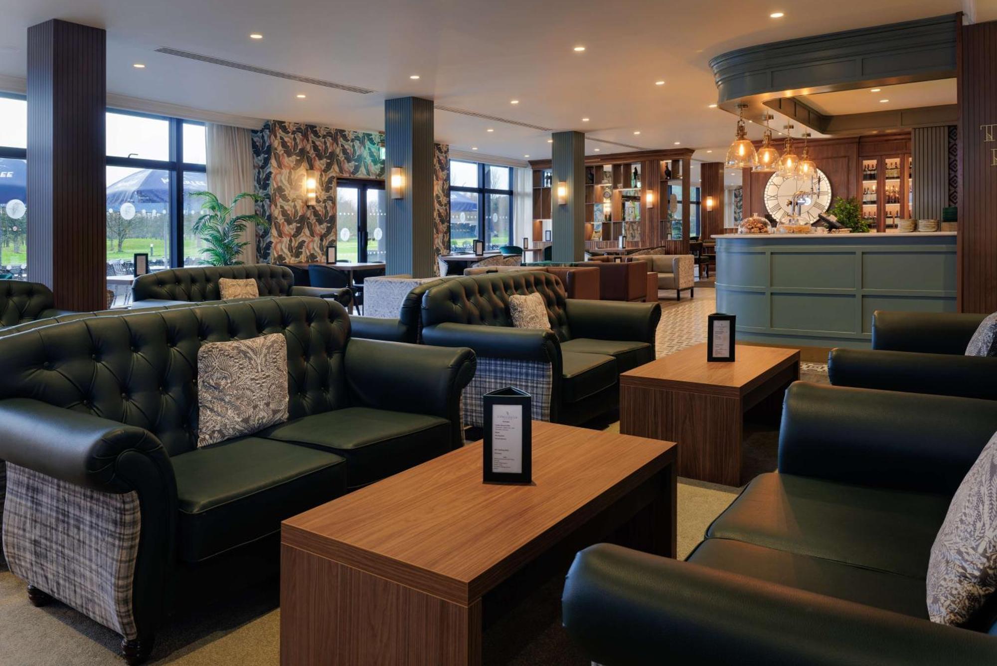 Doubletree By Hilton Belfast Templepatrick Hotel Екстериор снимка