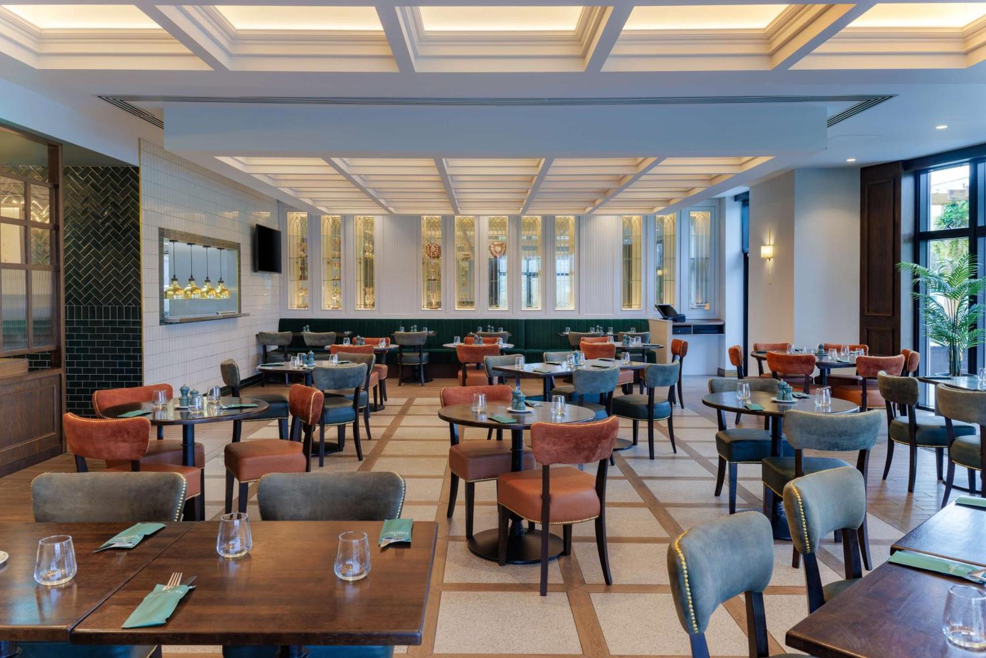 Doubletree By Hilton Belfast Templepatrick Hotel Екстериор снимка